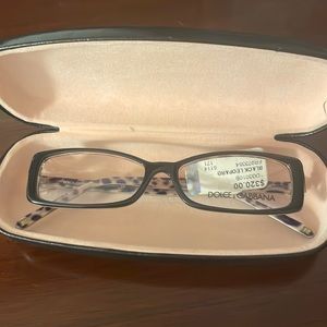 Dolce & Gabbana glasses black with leopard